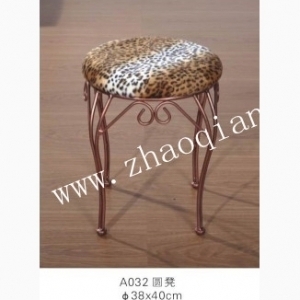 兆强藤艺 以A032休闲椅为例，探索藤艺家具在户外生活空间的匠心与美学